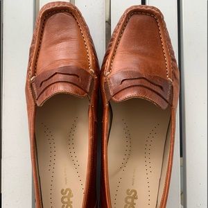 SAS Women’s Loafers Penny Chestnut size 11